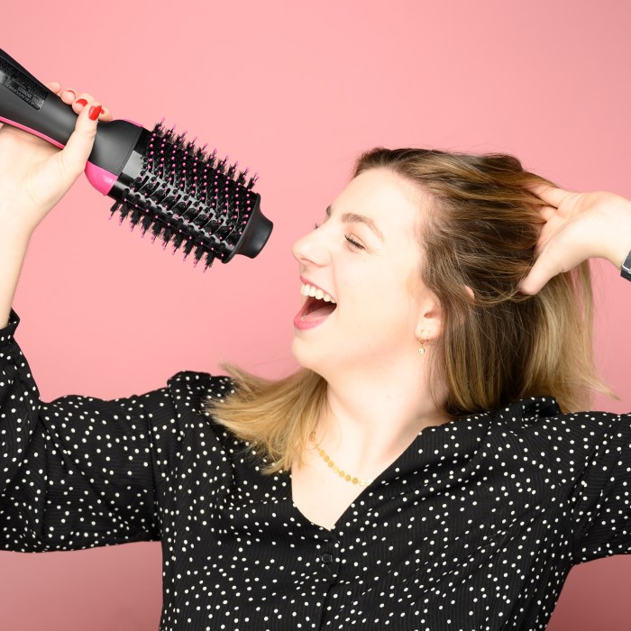 how to curl hair with blow dryer