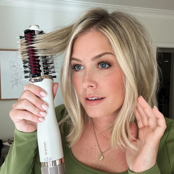 how to curl hair with blow dryer