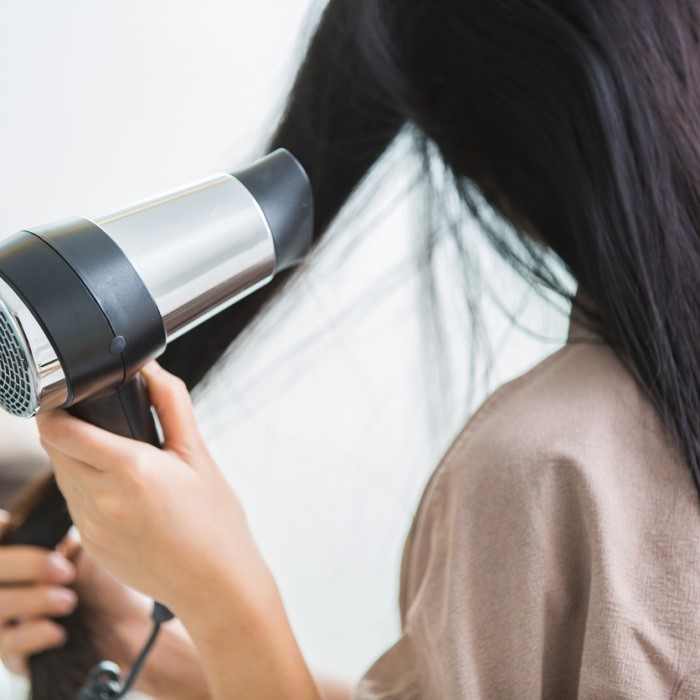 hair dryer smells like burning