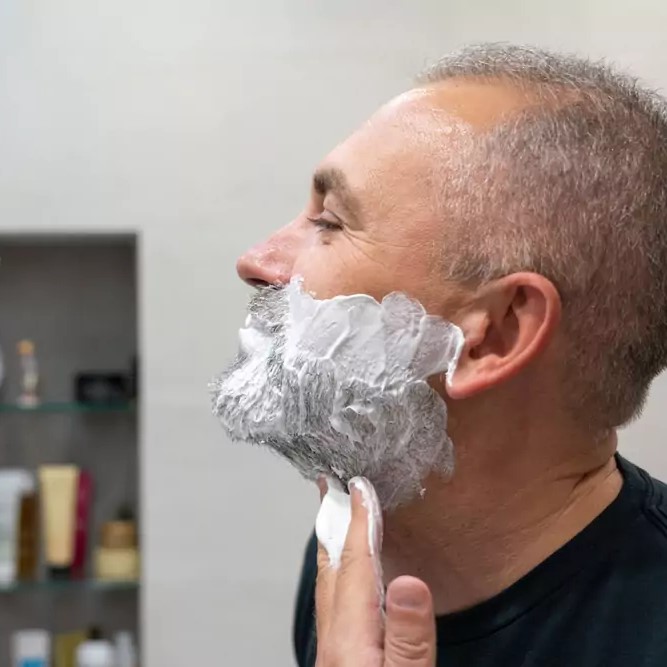 use shaving cream with electric shaver