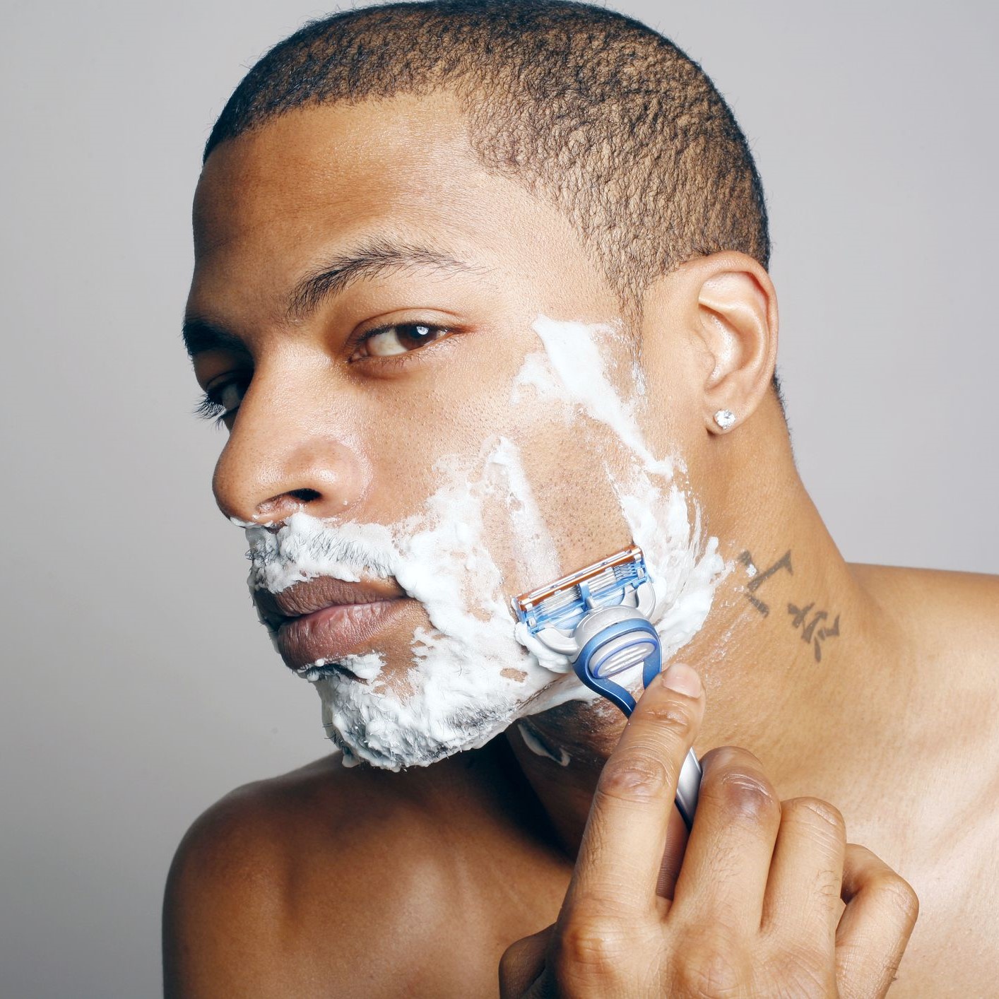 use shaving cream with electric shaver