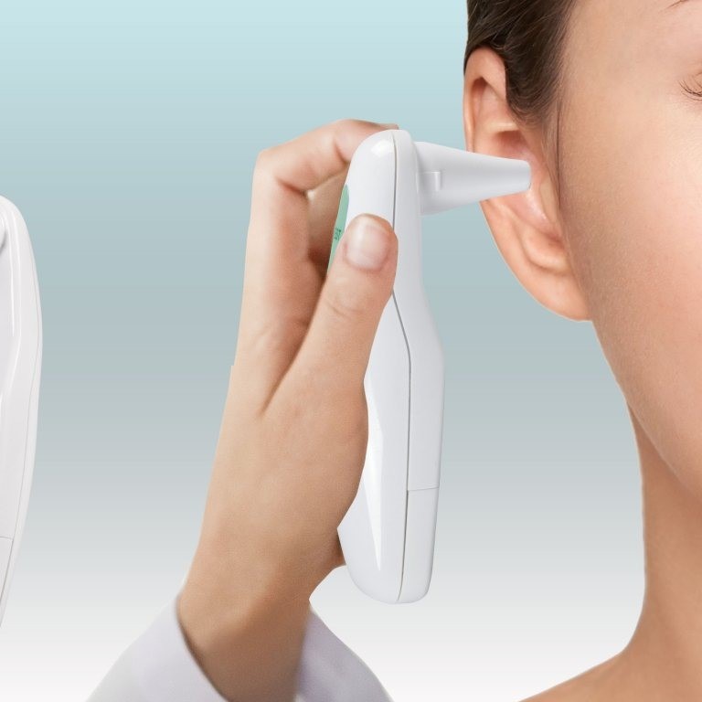 digital ear thermometer